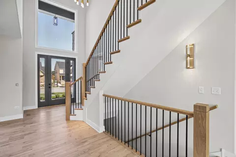 Entry Way - 13025 Spirea Ave, Saint John, IN 46373 photo 2 of 4