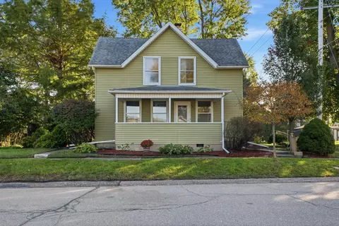 207 L St, La Porte, IN 46350