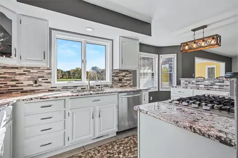 Kitchen - 5915 E 107th Pl, Winfield, IN 46307 photo 3 of 3