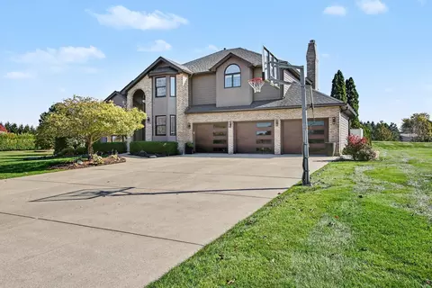 Exterior - 5915 E 107th Pl, Winfield, IN 46307 photo 10 of 11