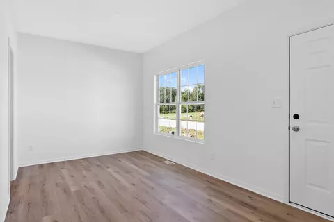 Living - 10505 Nebraska St, Crown Point, IN 46307 photo 1 of 4