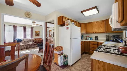 Kitchen - 4703 E State Hwy 4, La Porte, IN 46350 photo 3 of 3