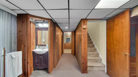 Entry Way - 4703 E State Hwy 4, La Porte, IN 46350 photo 1 of 1