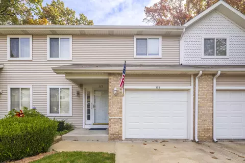 122 Indian Ridge Cir #3, Michigan City, IN 46360
