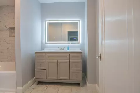 Bath - 4641 Washington St, Gary, IN 46408 photo 1 of 1