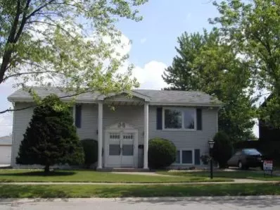 649 Northgate Dr, Dyer, IN 46311 photo 1