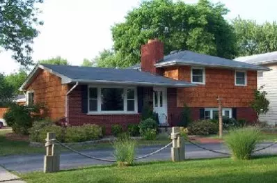 1231 Fisher St, Munster, IN 46321 photo 1