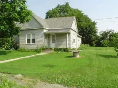 314 E Beaver St, Morocco, IN 47963 photo 1