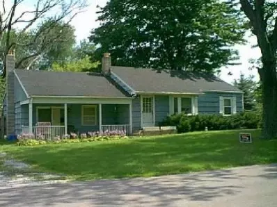 402 Short St, Rolling Prairie, IN 46371 photo 1