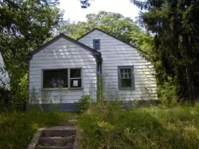 4262 Delaware St, Gary, IN 46409 photo 1