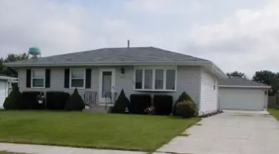107 Beech Ct, Hebron, IN 46341 photo 1