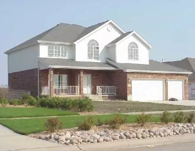 10011 Margo Ln, Munster, IN 46321 photo 1