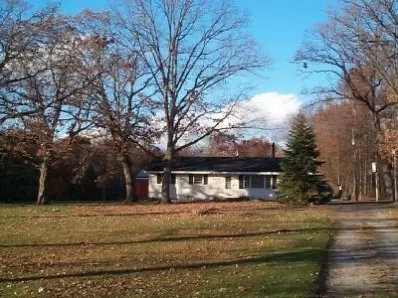 9206 E 137th Ave, Hebron, IN 46341 photo 1