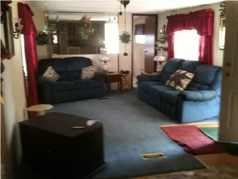 130 E Joyce Ln, Brooks, KY 40109 photo 3