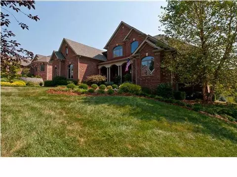 4111 Versailles Ct, Floyds Knobs, IN 47119 photo 2