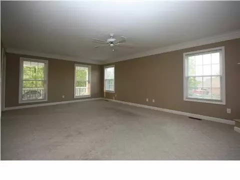 3704 Sumerlin Dr, Buckner, KY 40010 photo 3