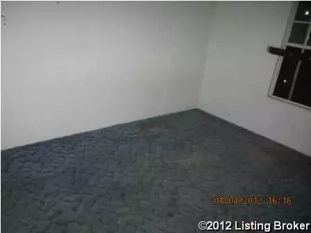 250 Roach Rd, Webster, KY 40176 photo 8