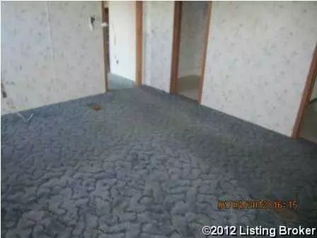 250 Roach Rd, Webster, KY 40176 photo 4