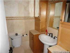 2811 Centennial Ave, Radcliff, KY 40160 photo 3