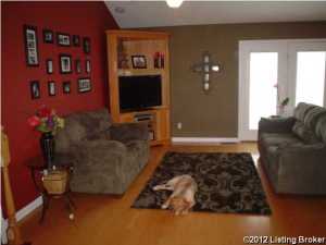 157 Chestnut St, Pendleton, KY 40055 photo 2