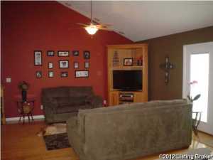 157 Chestnut St, Pendleton, KY 40055 photo 4