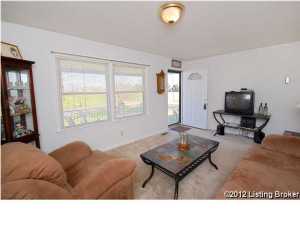 963 Stringer Ln, Mount Washington, KY 40047 photo 11