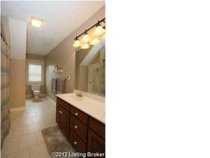 2004 Flora Dr, Floyds Knobs, IN 47119 photo 17