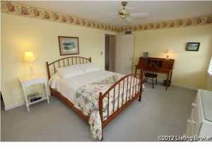 2004 Flora Dr, Floyds Knobs, IN 47119 photo 14