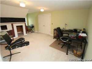 2004 Flora Dr, Floyds Knobs, IN 47119 photo 16