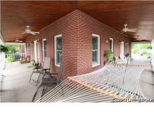 2004 Flora Dr, Floyds Knobs, IN 47119 photo 3