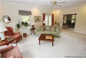 2004 Flora Dr, Floyds Knobs, IN 47119 photo 6