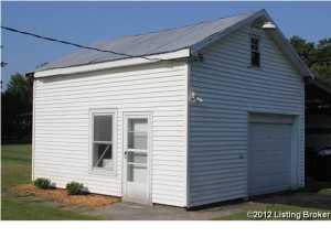 139 E Maple St, Glendale, KY 42740 photo 3