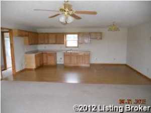 233 Crissy St, Upton, KY 42784 photo 4
