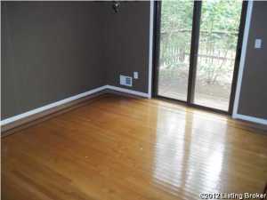 5520 Briarhill Dr, Floyds Knobs, IN 47119 photo 4