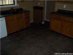 5520 Briarhill Dr, Floyds Knobs, IN 47119 photo 6