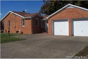 212 Stringer Ln, Mount Washington, KY 40047 photo 3