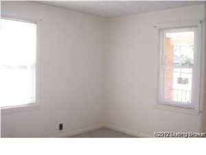 212 Stringer Ln, Mount Washington, KY 40047 photo 8