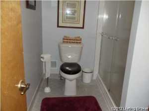 701 Stringer Ln, Mount Washington, KY 40047 photo 8