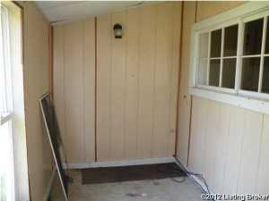 256 Peytona Beach Rd, Waddy, KY 40076 photo 14