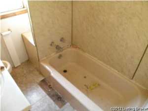 256 Peytona Beach Rd, Waddy, KY 40076 photo 7