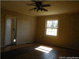 256 Peytona Beach Rd, Waddy, KY 40076 photo 9