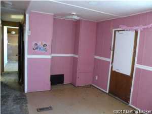 256 Peytona Beach Rd, Waddy, KY 40076 photo 13
