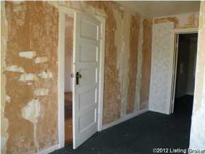 256 Peytona Beach Rd, Waddy, KY 40076 photo 4