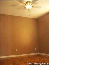 188 E Aulbern Dr, Mount Washington, KY 40047 photo 6