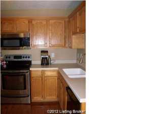 188 E Aulbern Dr, Mount Washington, KY 40047 photo 2