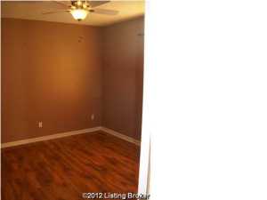 188 E Aulbern Dr, Mount Washington, KY 40047 photo 7