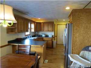 3905 Sumerlin Dr, Buckner, KY 40010 photo 3