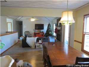 3905 Sumerlin Dr, Buckner, KY 40010 photo 2