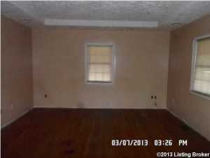 278 Conner St, Springfield, KY 40069 photo 4