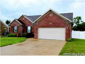 320 Benjamin Pl, Mount Washington, KY 40047 photo 1